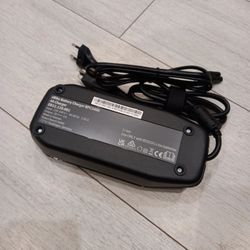 Nabíječka Bosch BPC3400