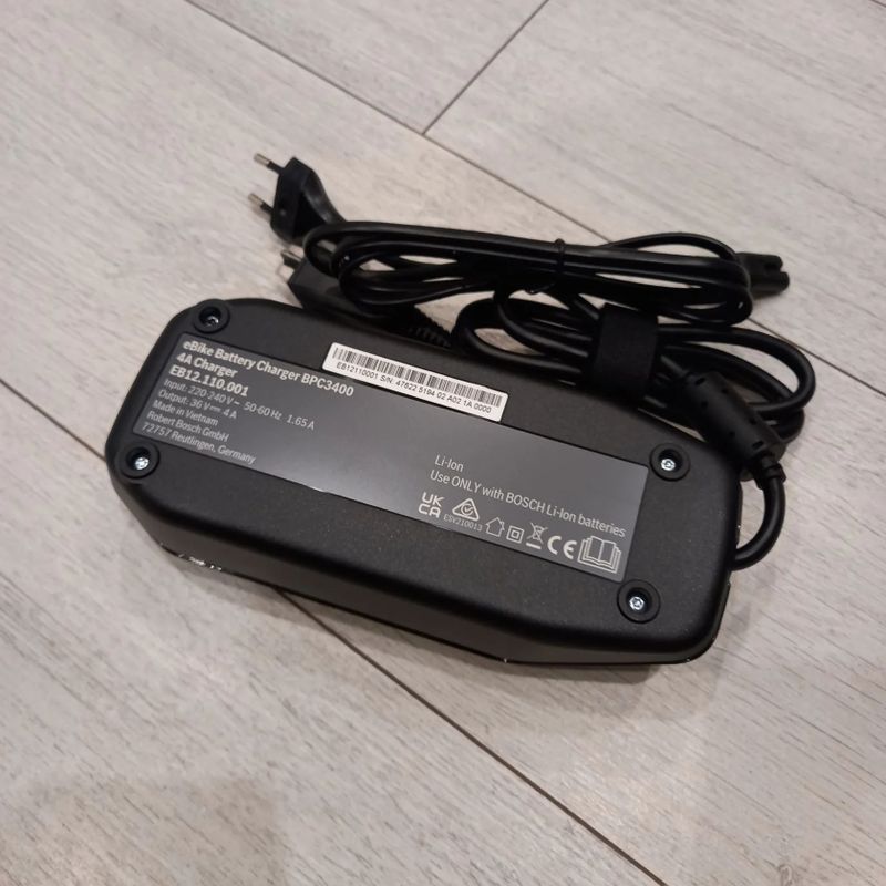 Nabíječka Bosch BPC3400