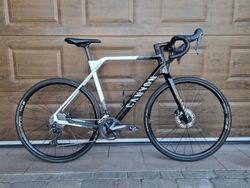 Canyon INFLITE CF SL