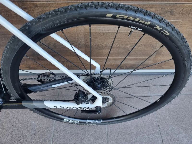 Canyon INFLITE CF SL