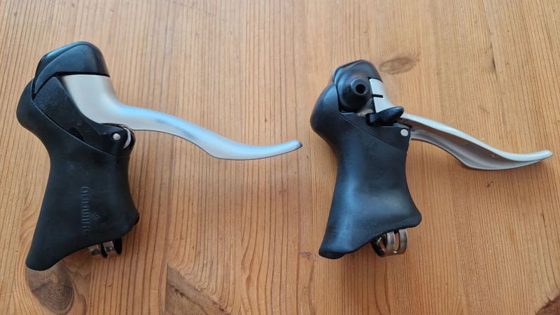 Brzdové páky Shimano Sora
