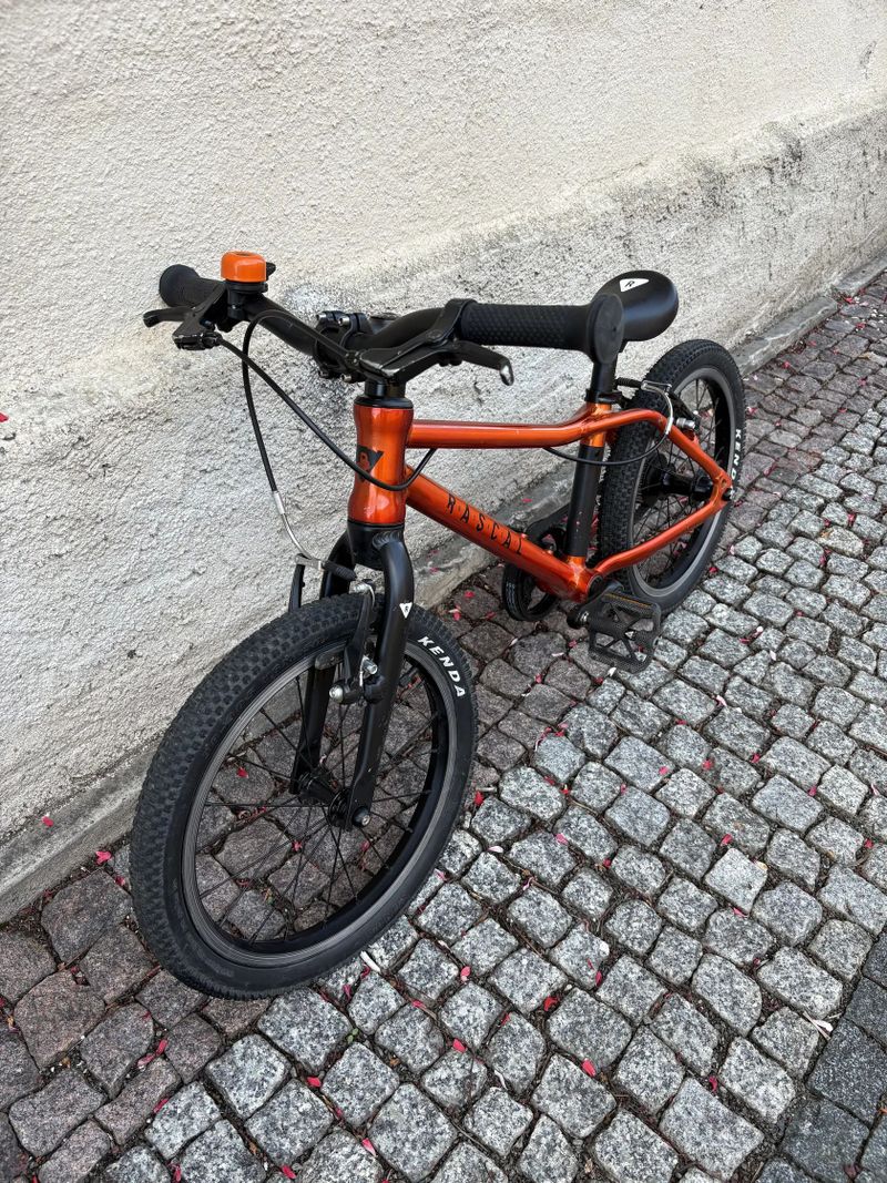 Dětské kolo Rascal 16 Flame