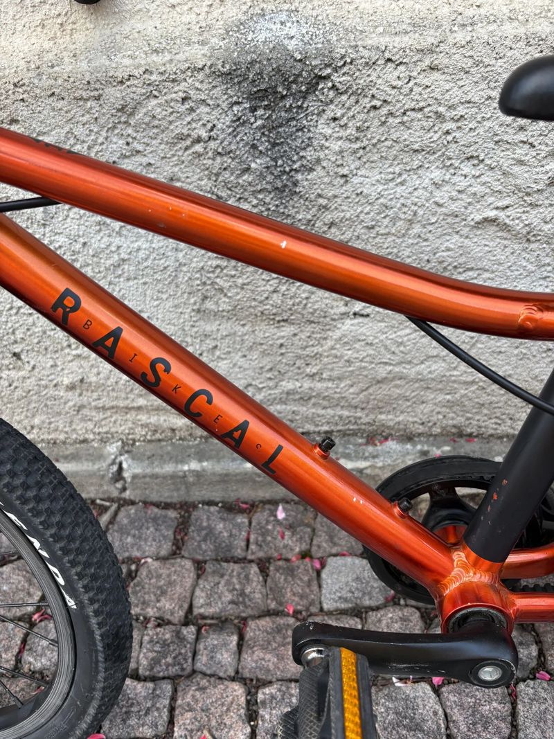 Dětské kolo Rascal 16 Flame