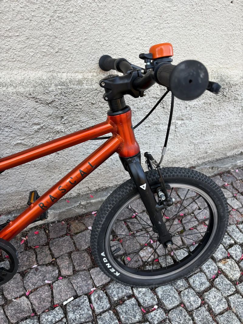 Dětské kolo Rascal 16 Flame