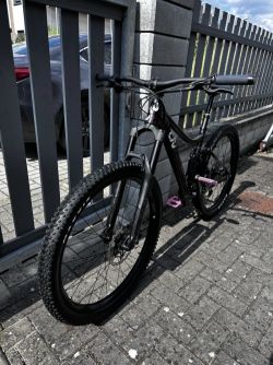 LIV Embolden 2, vel S, model 2021