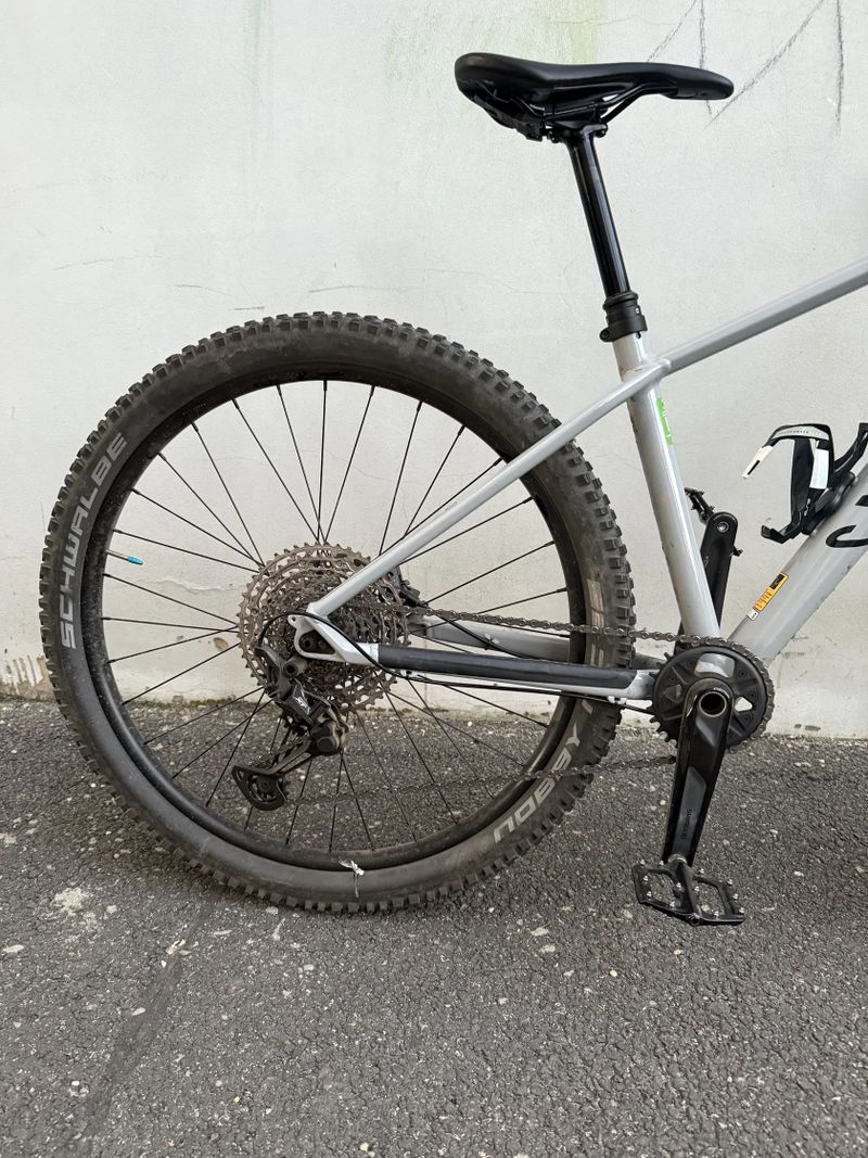 Canyon Grand Canyon AL 8 – lehký hardtail, téměř nejetý