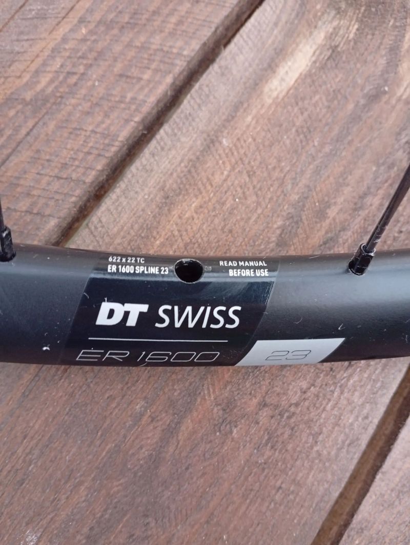 Zapletená kola DT Swiss 