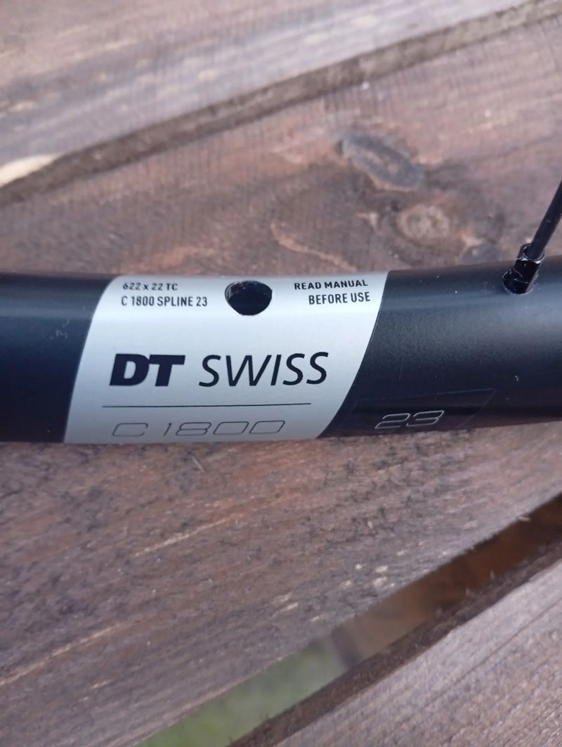 Zapletená kola DT Swiss 