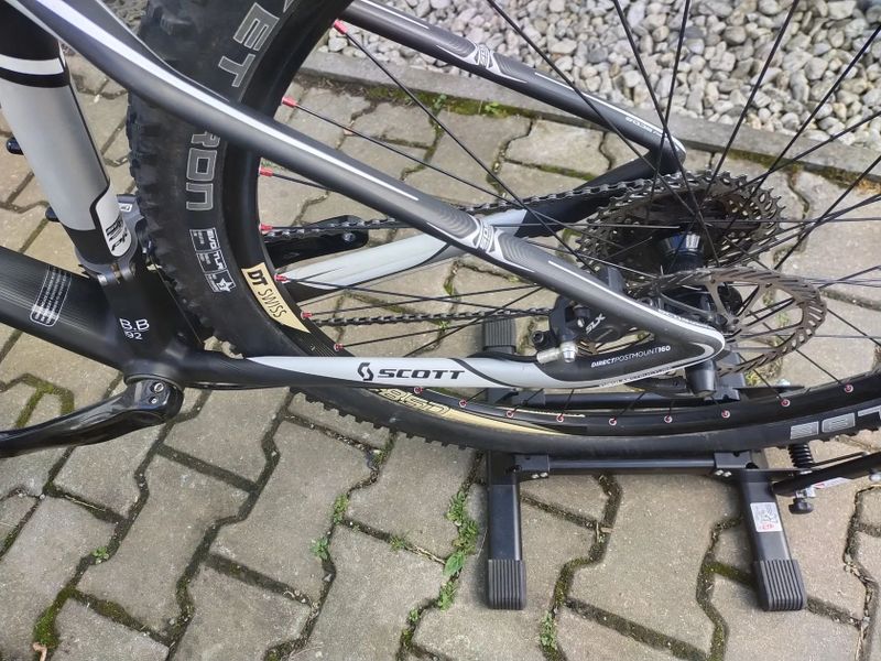 KARBONOVÉ HORSKÉ KOLO SCOTT .,. JAKO NOVÉ