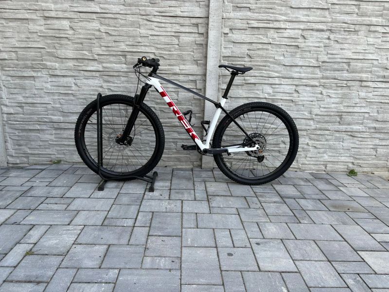 Trek Procaliber 9.7 karbonová kola kovee