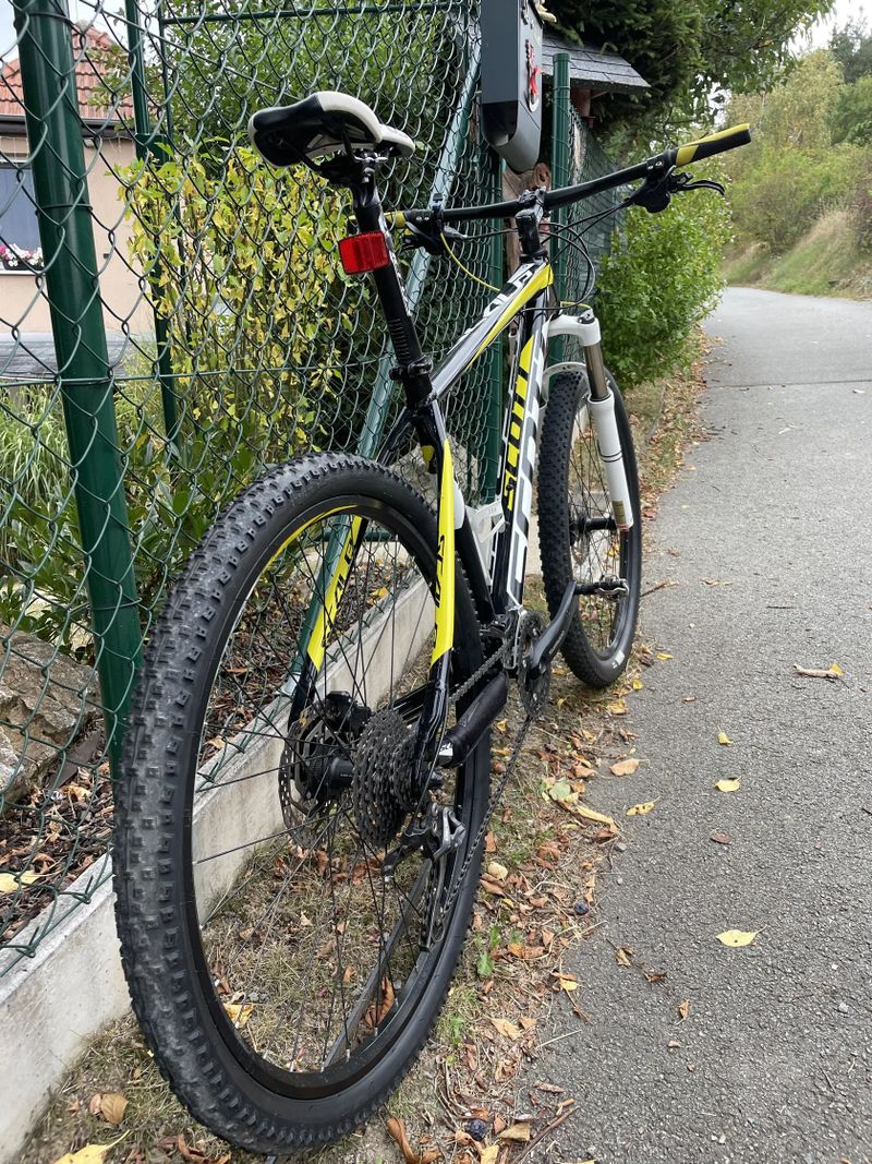 Scott SCALE 770