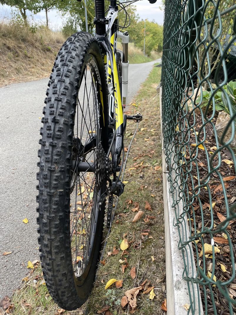 Scott SCALE 770
