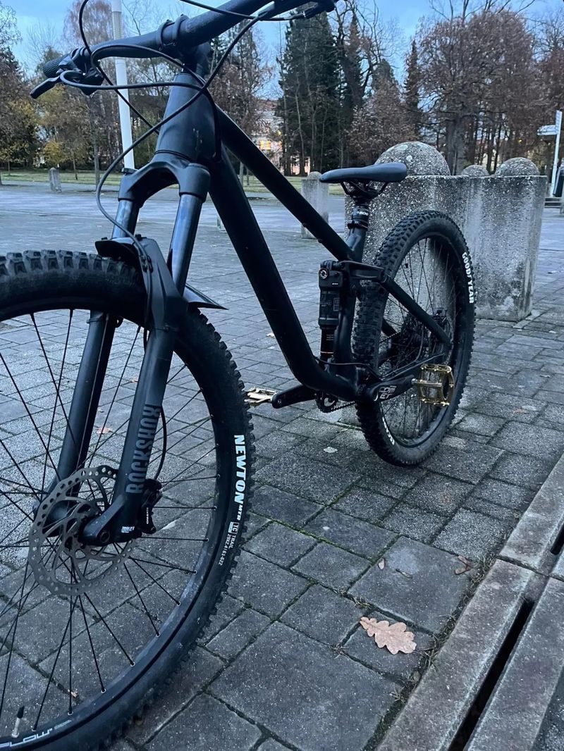 Norco Fluis FS4 2023 Vel. M