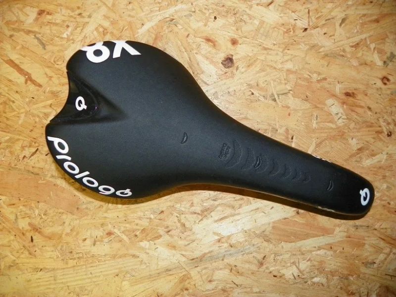 Cyklistické sedlo Prologo Nago Evo X8