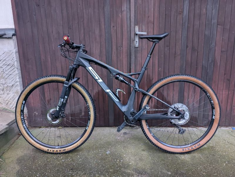 Superior TEAM XF 29 LTD