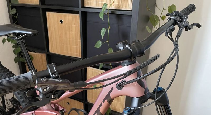 Scott Contessa Ransom 910 / HMX carbon / vel.S