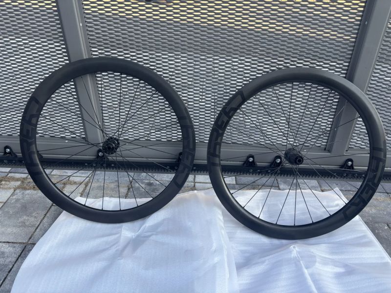 česká zapletená kola THREAD 50mm DT350