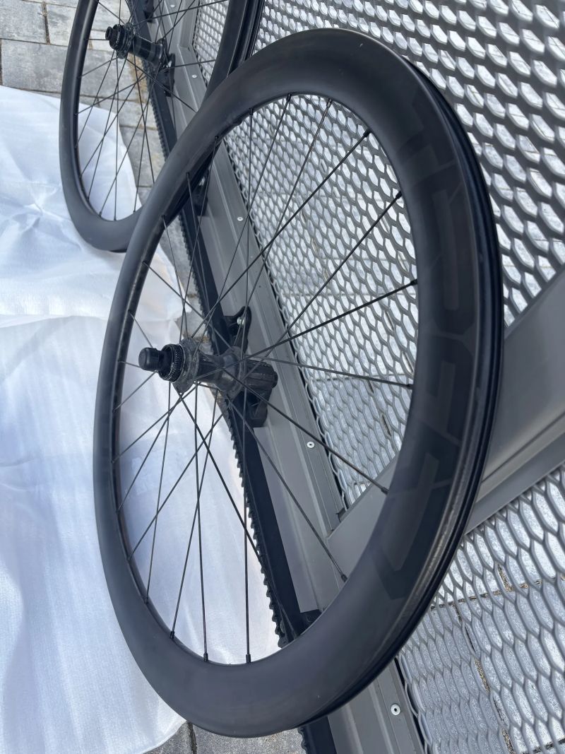česká zapletená kola THREAD 50mm DT350