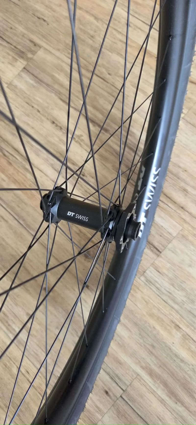 DT Swiss XRC1501 - nikdy nejeté, sundané z nového kola