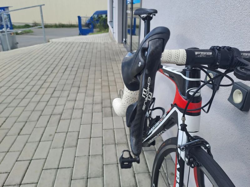 Silnička Airstreeeem Air karbon