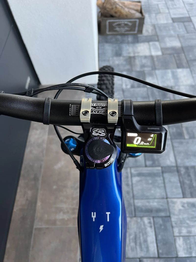 ⚡️ YT Decoy Core 5 – Blue, velikost L