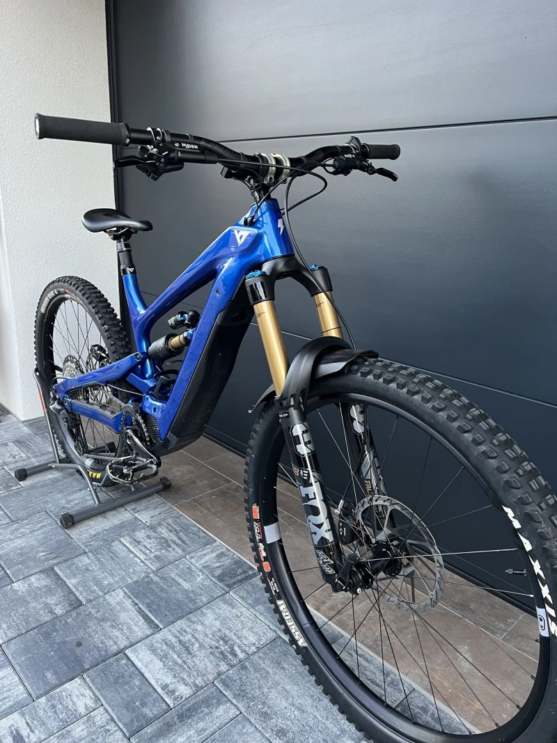 ⚡️ YT Decoy Core 5 – Blue, velikost L