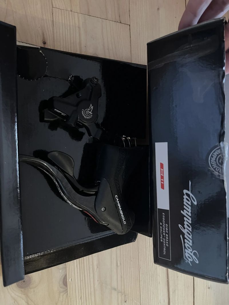Campagnolo H11 pravá brzdová/řadící páka 11s, hydraulika, třmen RH 160mm