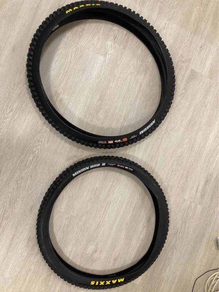 Maxxis ASSEGAI 29x2,5 WT 3C maxxgrip EXO+; Maxxis DHRII 27,5x2,4 WT 3C maxxterra EXO+