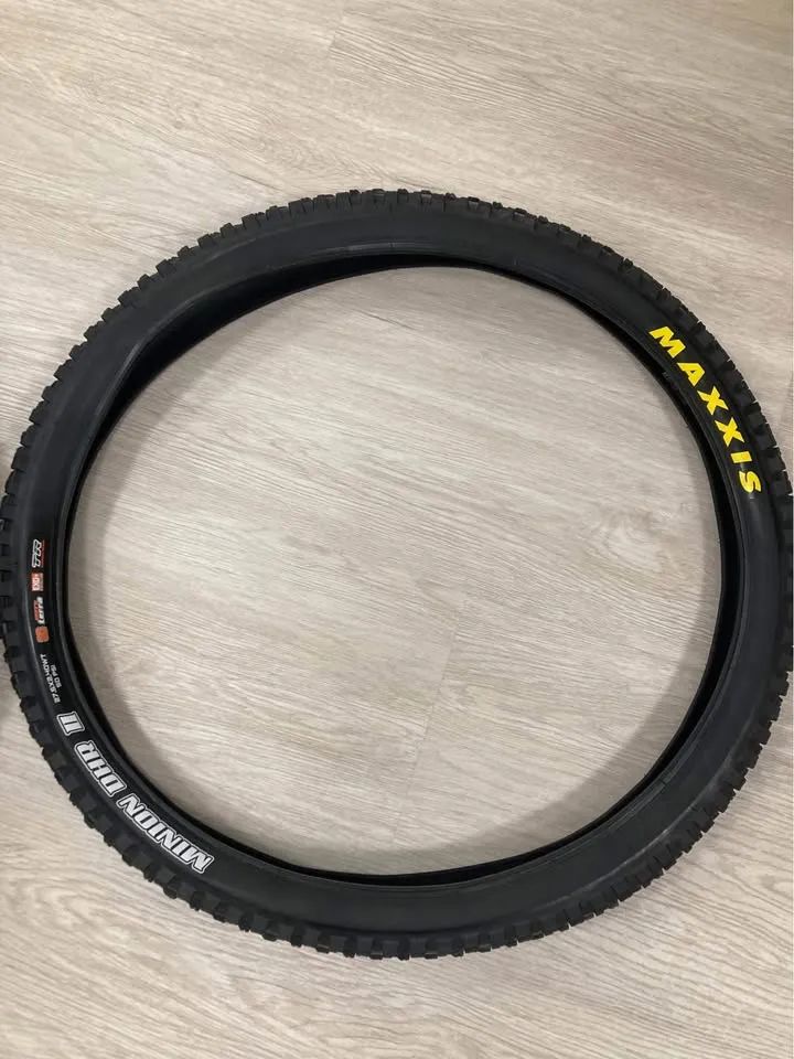 Maxxis ASSEGAI 29x2,5 WT 3C maxxgrip EXO+; Maxxis DHRII 27,5x2,4 WT 3C maxxterra EXO+