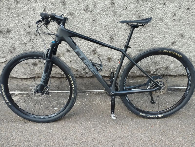 CUBE REACTION C:62 RACE - komplet Shimano XT!
