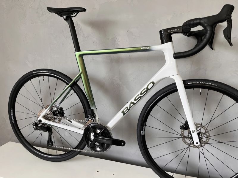 Basso Astra, Shimano 105 Di2