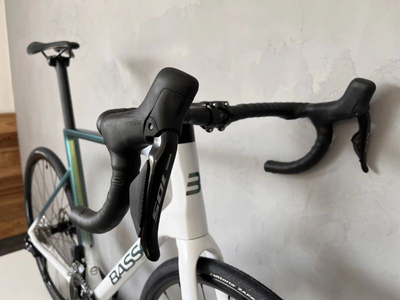 Basso Astra, Shimano 105 Di2