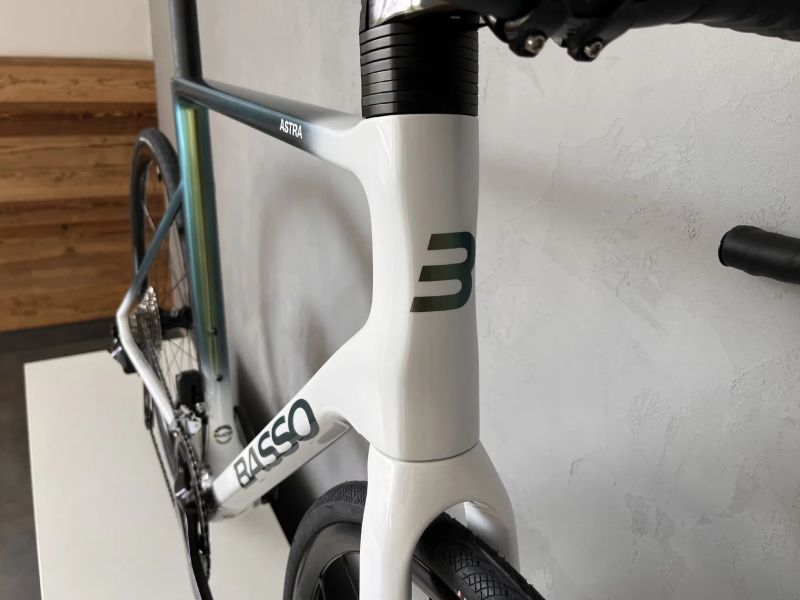 Basso Astra, Shimano 105 Di2