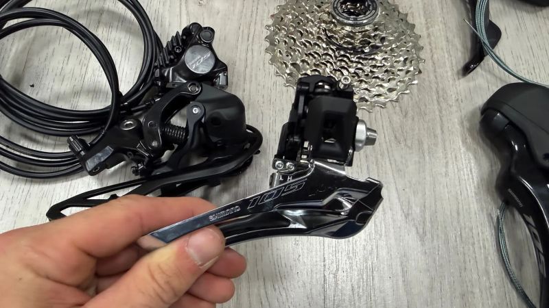 Shimano 105 R7120 2x12