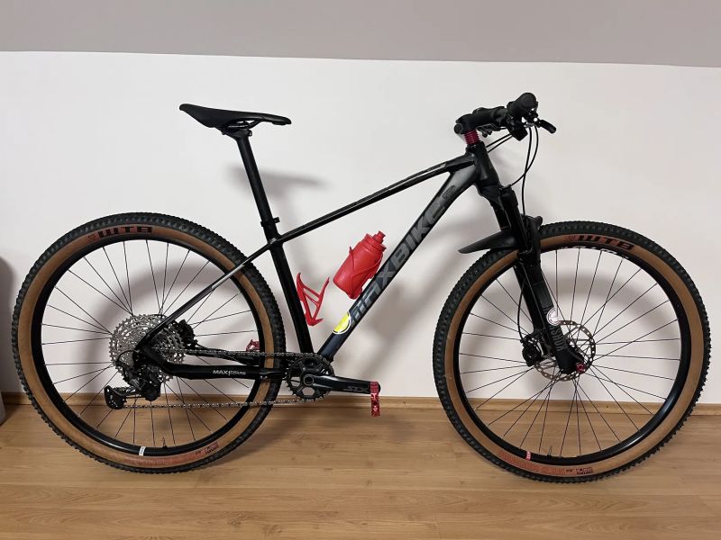 horské kolo na rámu Maxbike M709 17"