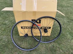 Sada kol Novatec M30 carbon 29" - nove