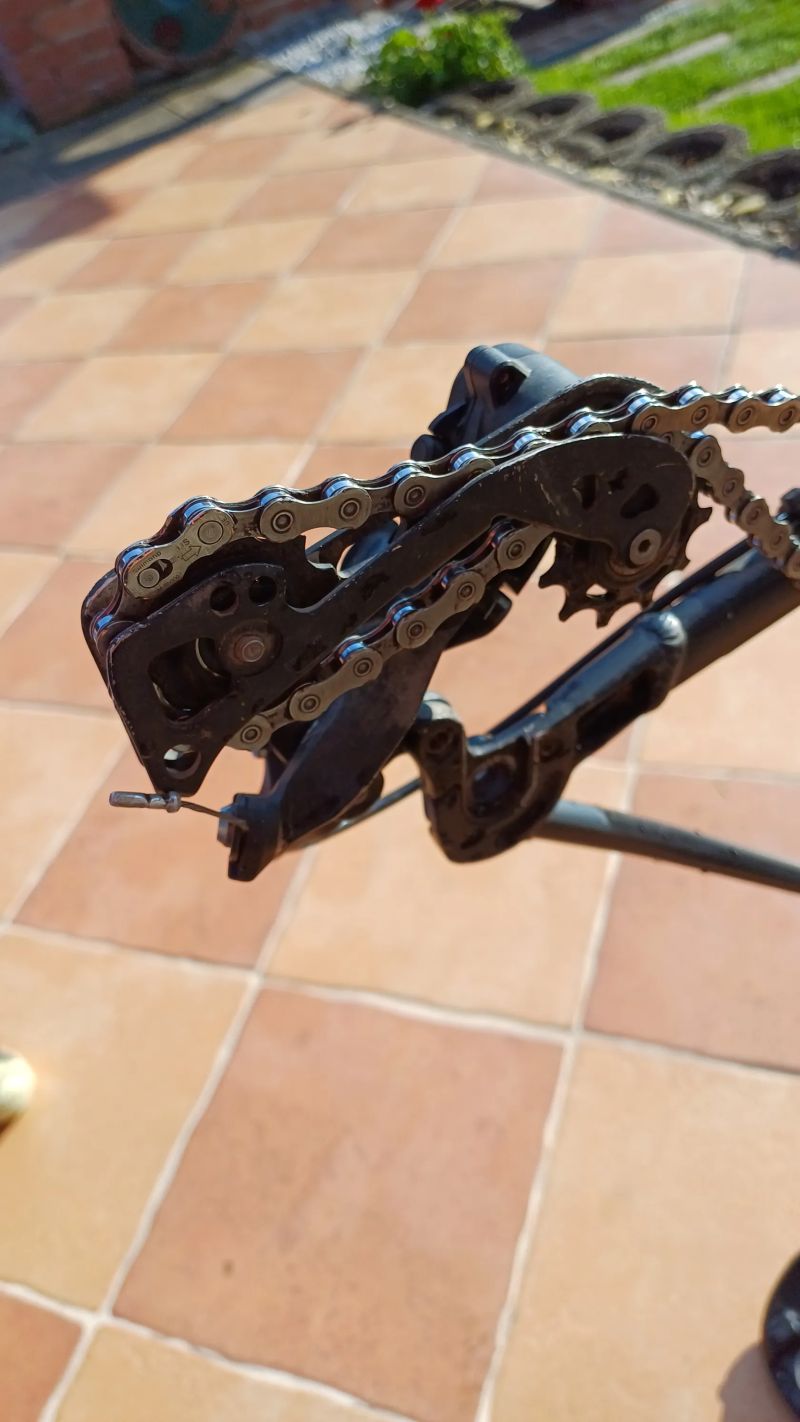 Superior XT 949 SE -prasklý rám 
