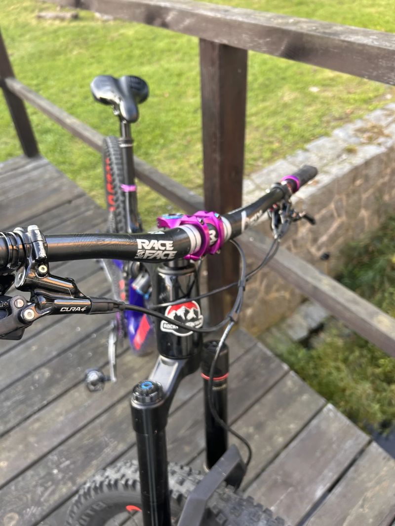 Rocky Mountain Altitude Carbon 90