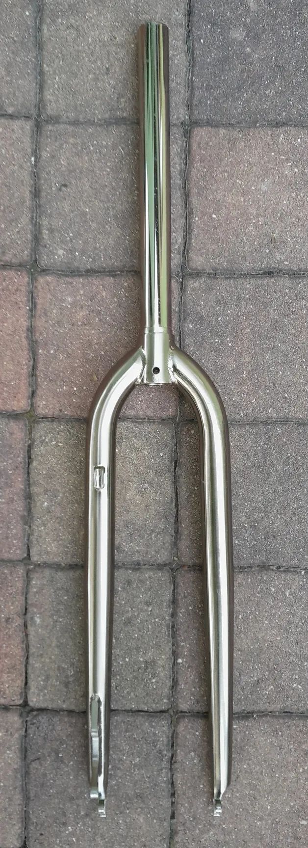 Nová CrMo vidlice pro 29" kola. Na kotoučové brzdy.