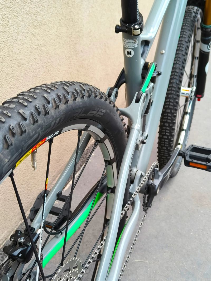 Canyon Nerve AL 9.0, 29", vel. S/M, NOVÉ KOMPONENTY