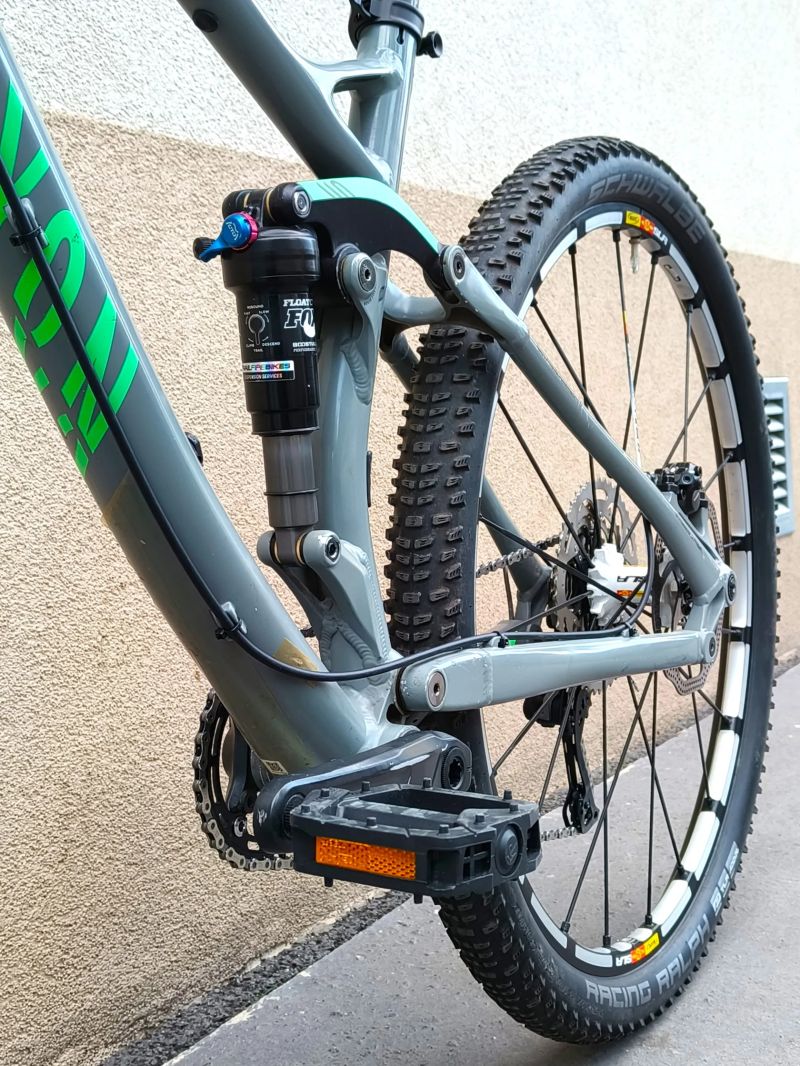 Canyon Nerve AL 9.0, 29", vel. S/M, NOVÉ KOMPONENTY