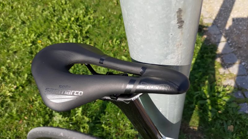 Prodám stavěné kolo Thrust FM035