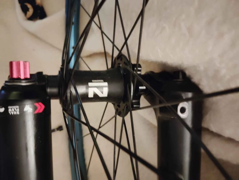 Rock Shox BOXXER !!NUTNĚ SPĚCHÁ!!
