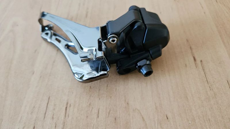 přesmykač Shimano Ultegra FD-R8150