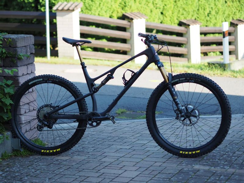 Rocky Mountain Element XL