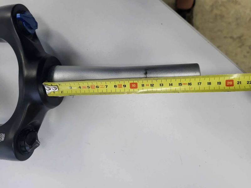 prodám vidlici SR Suntour X1-32 LO-R Air zdvih 120 mm