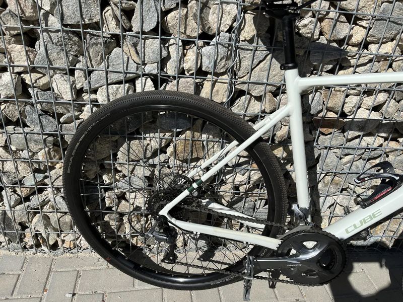 Gravel Cube L