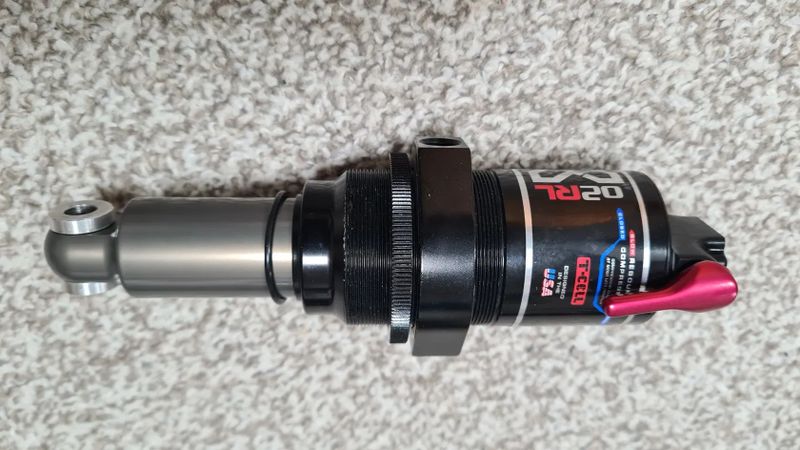 Tlumič X Fusion O2 RL pro Corratec Airtech - ala trunnion