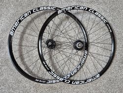 Lehká 26" kola American Classic - pár pouze 1490g