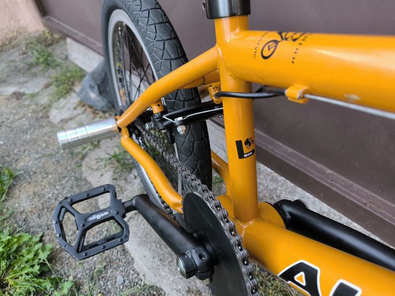 Author Buzz BMX